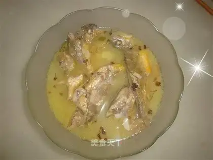 Stewed small yellow croaker