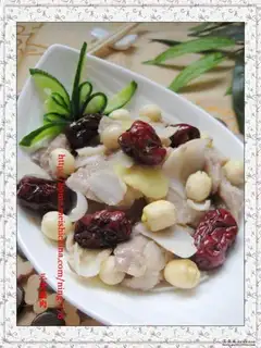 Steamed pork with three treasures