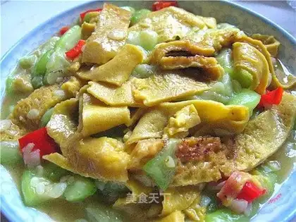 Luffa egg noodle