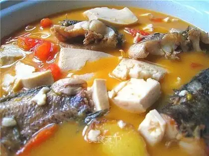 Stewed mullet with tofu