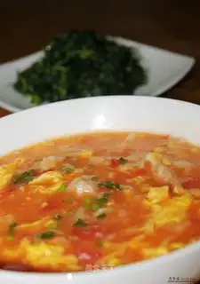 Tomato and egg pimples soup