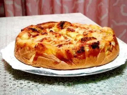 Coconut sugar apple cake