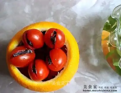 Cherry tomatoes with plum meat