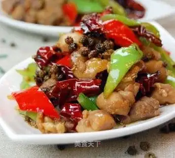 Spicy diced chicken