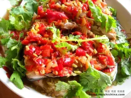 Fish head tofu with chopped pepper