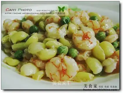 stir-fried shrimp with fresh lotus seeds