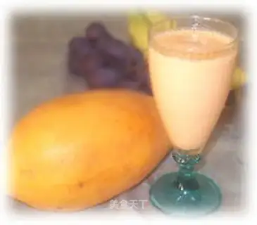 Papaya banana milkshake
