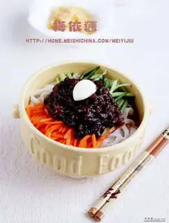 Shandong onion companion fried sauce noodles
