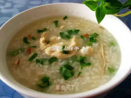 Raw rolled chicken congee