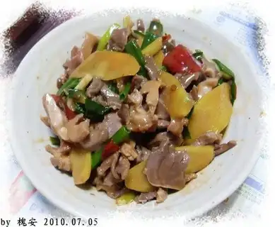 Duck gizzards with ginger and onion