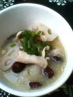Lotus root black fish soup