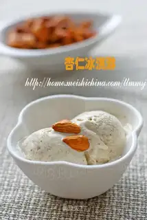 almond ice cream