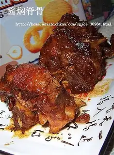 Braised spine in sauce