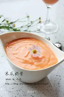 Papaya milkshake
