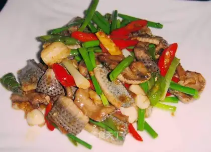 stir-fried snake slices with green pepper