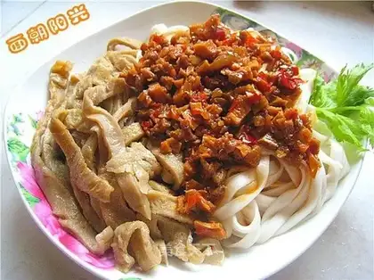 noodles with bean