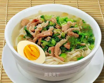 Shredded Pork Noodles with Vegetables