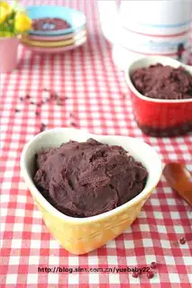 Homemade delicate red bean paste