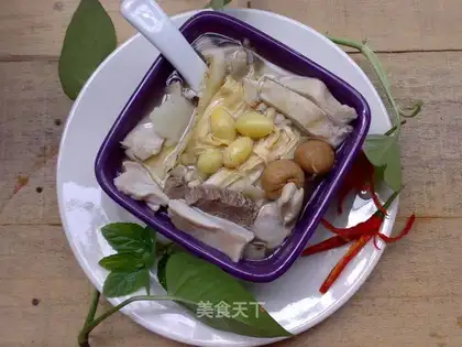 Ginkgo Pork Tripe Soup