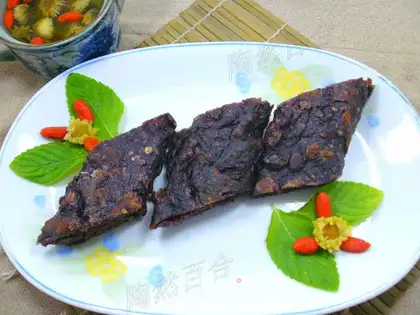 wheat fragrant banana black rice roll