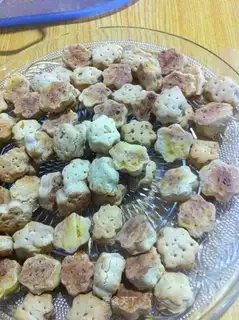Orange-scented teething cakes