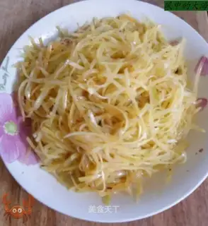 Fried shredded potatoes
