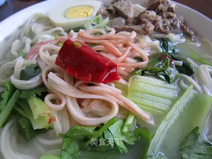 Frankincense beef noodles