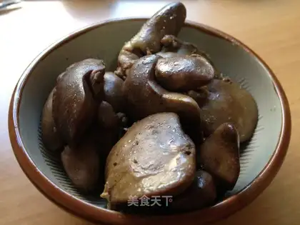 Stewed chicken liver