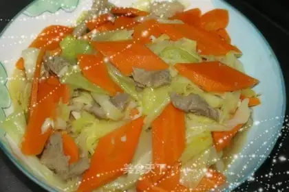 stir-fried cabbage with carrot