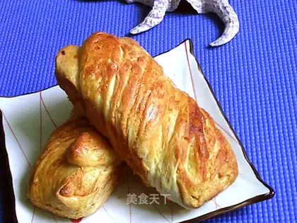 Coconut twist bread