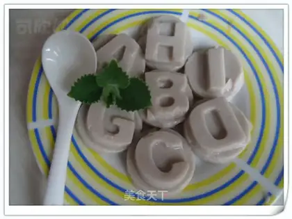 Soymilk taro pudding