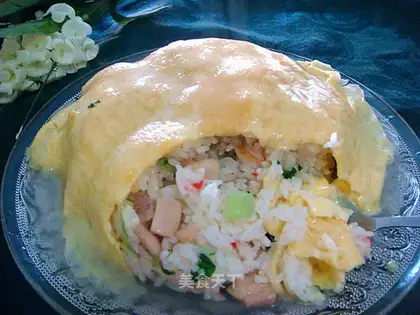 Yellow cloth egg mixed rice