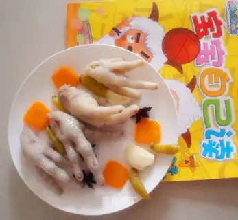 pickled chicken feet