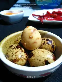 Spicy quail eggs