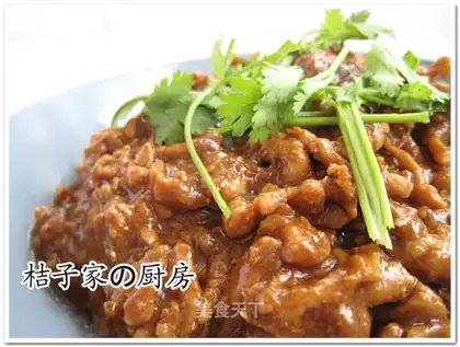 Shredded pork in Beijing sauce