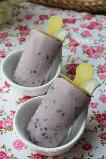 Black rice and coconut milk popsicles