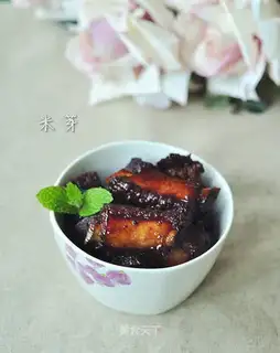 Grilled pork ribs with beer