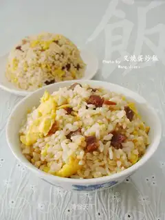 Fried rice with roasted pork and egg