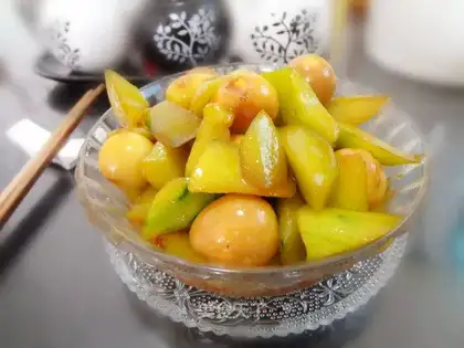 Quail eggs with fish flavor