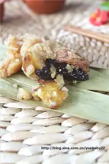 Chestnut and mushroom meat rice dumplings