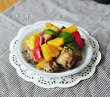 Braised duck with pineapple