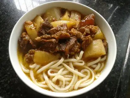 Beef brisket and radish noodles