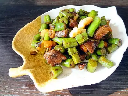 diced bean and olive vegetable