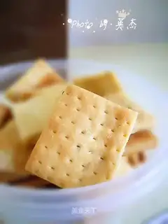Zhixiang Thousand Layer Soda Cookies