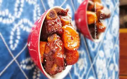Roasted pork ribs with red heart potatoes