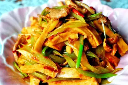 stir-fried tofu with pork