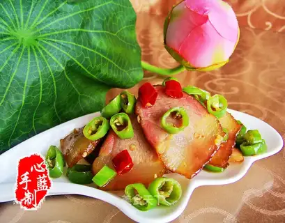 Sauteed Hunan bacon