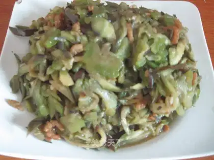 stir-fried eggplant with bitter gourd