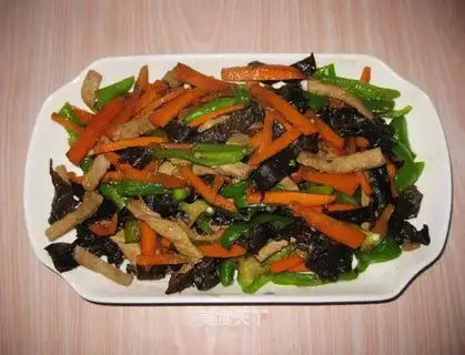 Spicy shredded pork