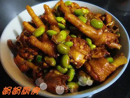 Braised three yellow chicken with edamame